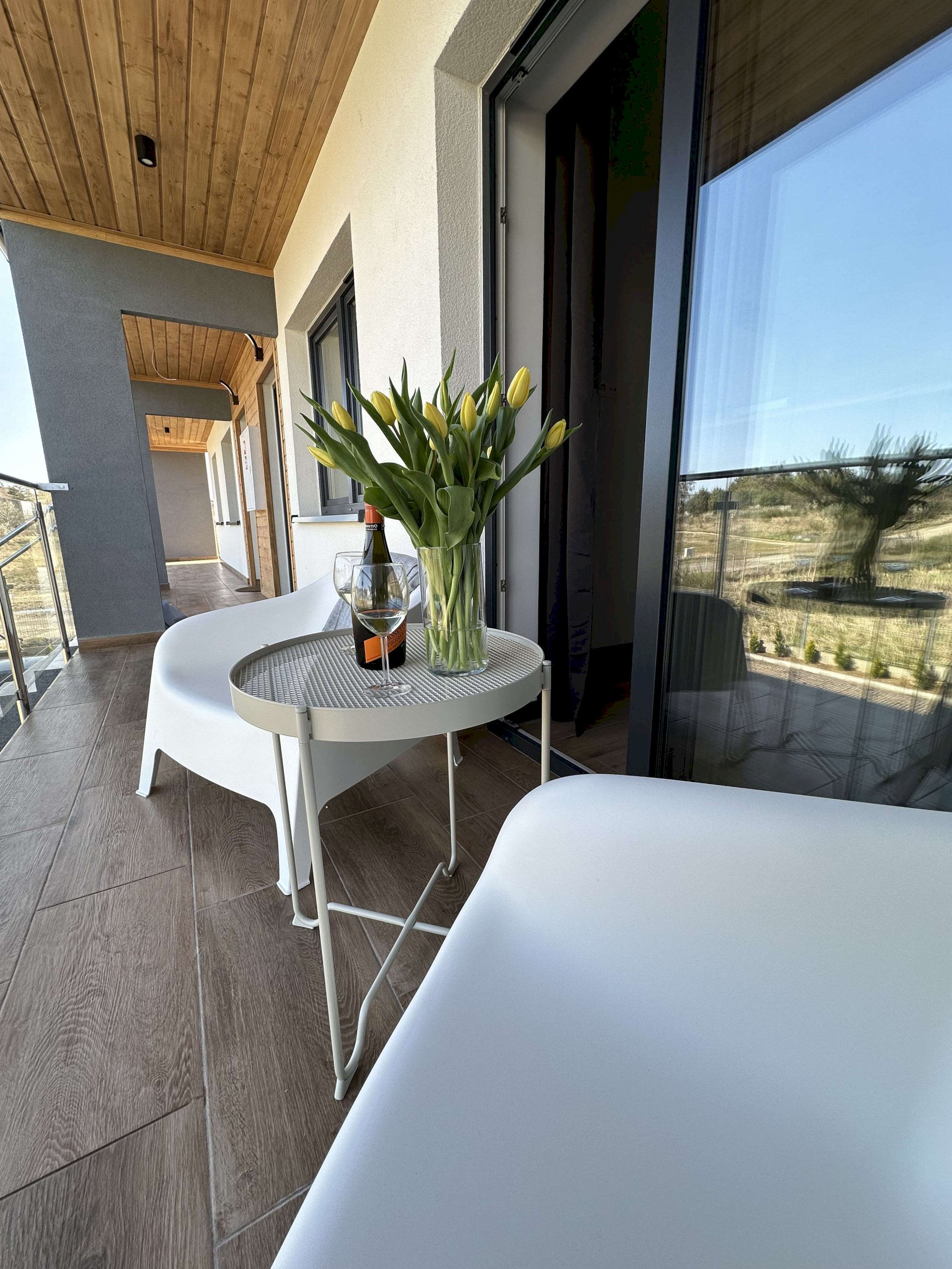 C14. APARTAMENT Z BALKONEM